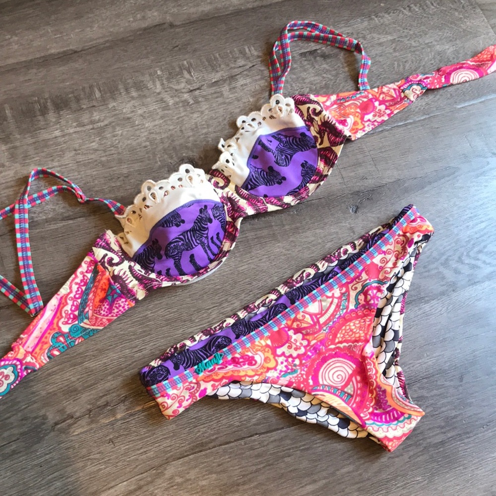 MAAJI BIKINI 👙🐟